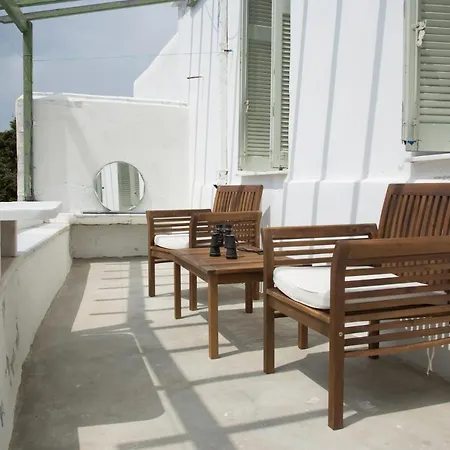 Traditional Isternia (Tinos)
